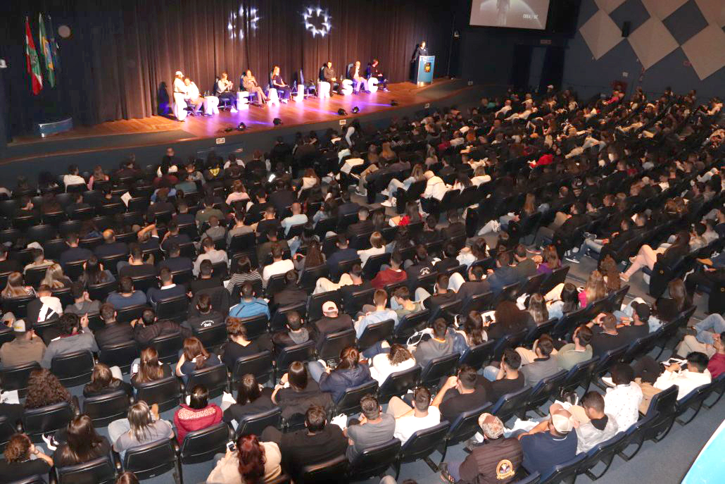 11º Encontro Estadual do CREAjr-SC em setembro de 2022 reuniu mais de 900 lideranças estudantis na capital