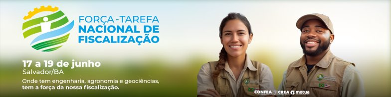 Mulher sorrindo com uniformeDescrição gerada automaticamente