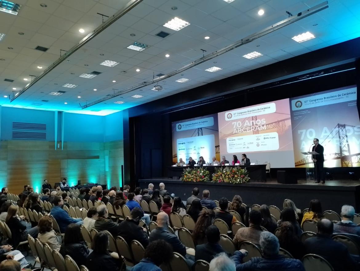 Abertura do Congresso Brasileiro da Cerâmica, evento apoiado pelo Confea