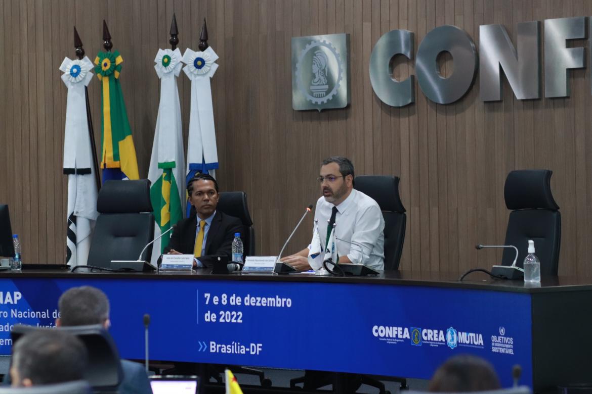 Coordenador científico do Enap, procurador Fernando Nascimento, e procurador João de Carvalho Leite Neto, também do Confea